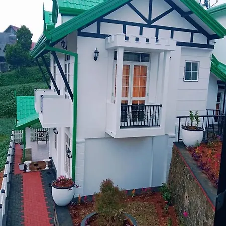 White Vintage Bunglow * Nuwara Eliya