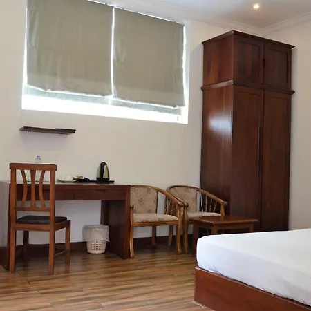 Heaven Seven Hotel