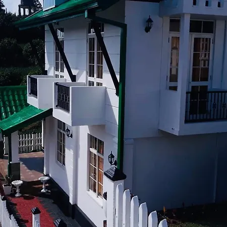White Vintage Bunglow Nuwara Eliya