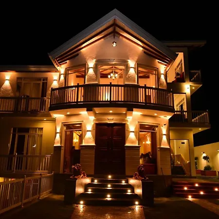 Twin Red - Luxury With Mountain View Hotel Nuwara Eliya