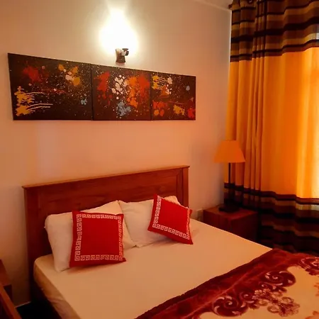 Hotel White Vintage Bunglow Nuwara Eliya