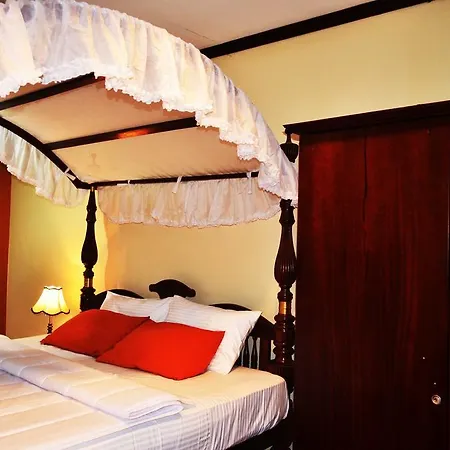Villa Hill Crest Nuwara Eliya