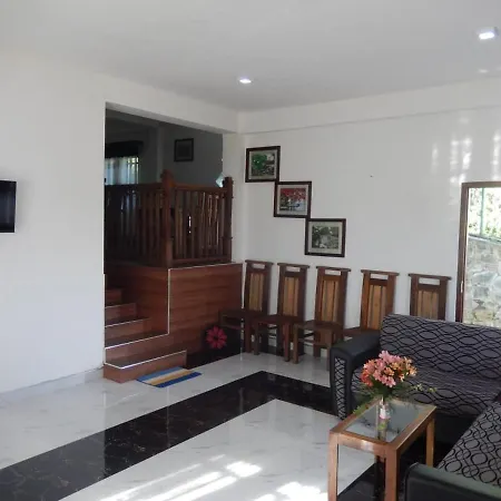 Elegant Guest house Nuwara Eliya