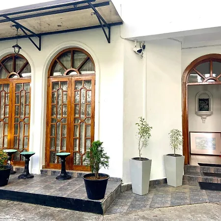 Gk Bed & Breakfast Nuwara Eliya