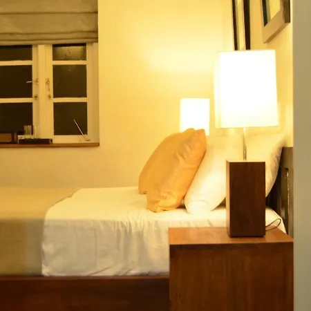 Bed & Breakfast Lovers Leap *