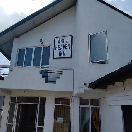 White Heaven Inn Guest house *