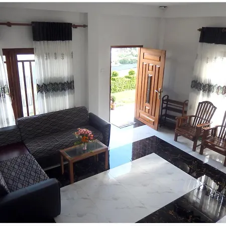Elegant Guest house *