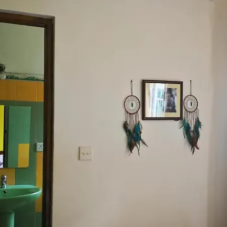 Uyou Ceylon Guest House