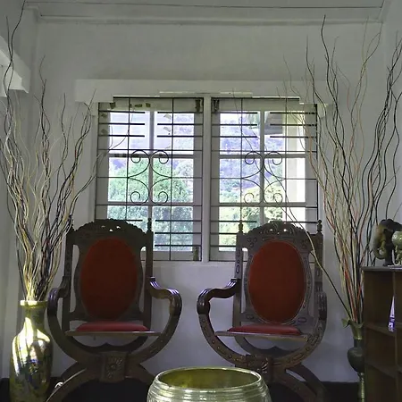 Shirin1892 Country house *