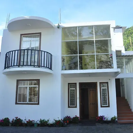 Summer Glow Guest - Guest house *