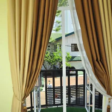 Summer Glow Guest - * Nuwara Eliya