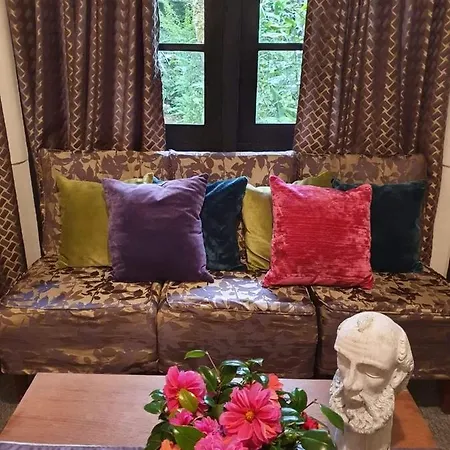 Guest house Selwood *