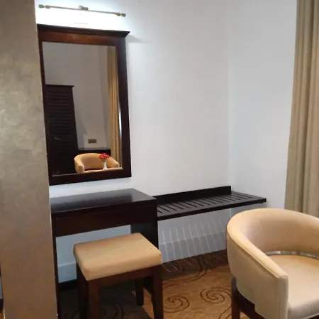 Hotel Sambar Hills Nuwara Eliya