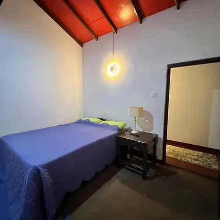 Hill Top Inn Guest house