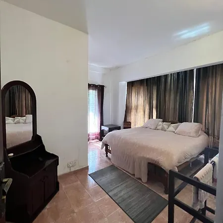 Guest house Hill Top Inn
