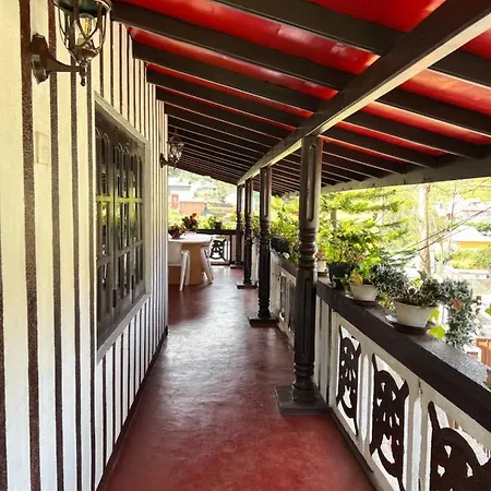 Hill Top Inn Guest house