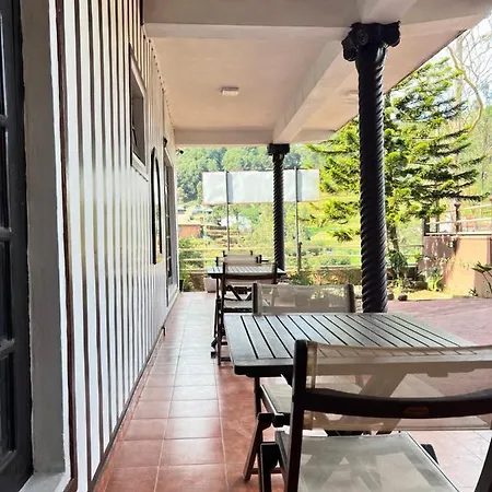Guest house Hill Top Inn