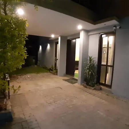 Vishmi's Rest Hotel Nuwara Eliya