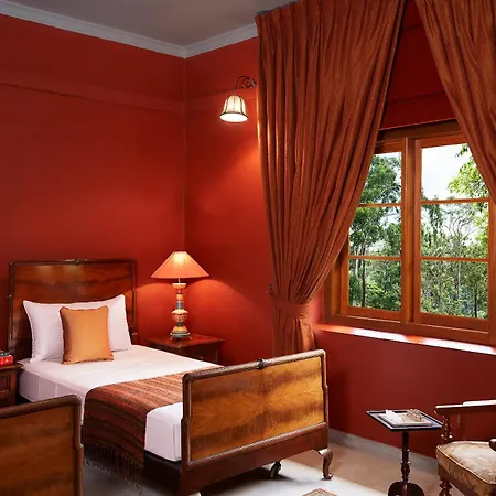 Hotel Jetwing Warwick Gardens, A Luxury Reserve