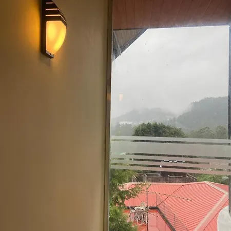 Bed & Breakfast Subra Villa