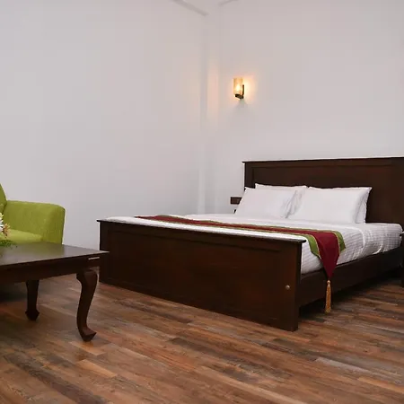 Hotel Golf Club Nuwara Eliya