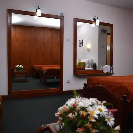 Hotel Golf Club Nuwara Eliya