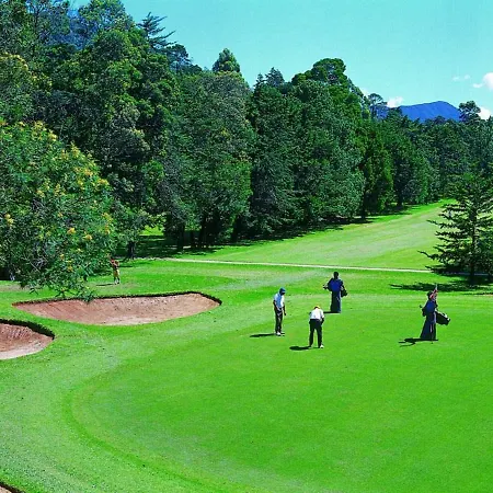 Tea Bush Hotel 3*