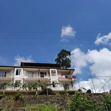 Hotel Singing Hills Nuwara Eliya