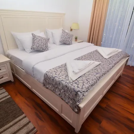 The Wind Lily - View Luxury Apartment Nuwara Eliya