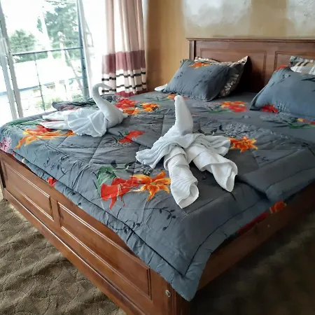 Asia Hotel *