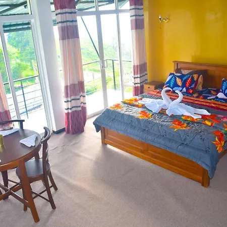 Asia Hotel *