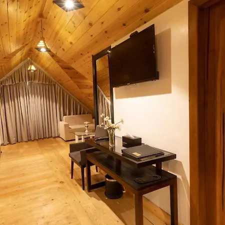 Hotel Grand Turf Nuwara Eliya