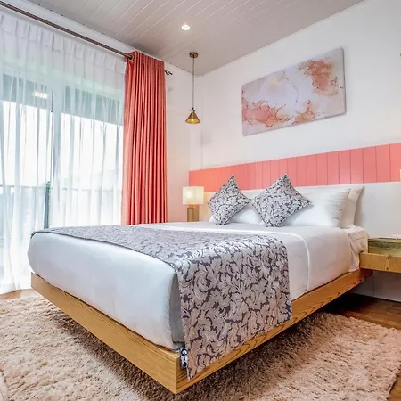 Apartment The Breeze Luxury *