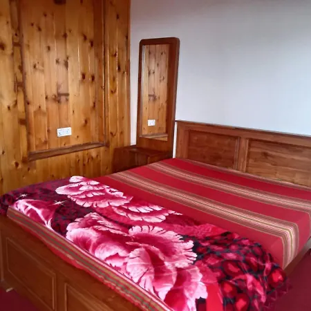 La Rose Geust House *