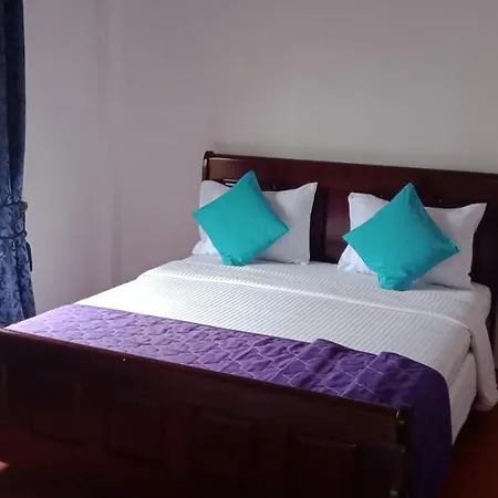 The Train View Bed & Breakfast Nuwara Eliya
