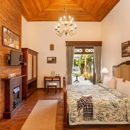 W15 Gregory Resort 5*