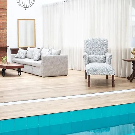 W15 Gregory Resort