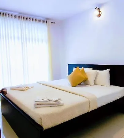 Moon Plains Luxury Apartment