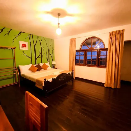 Notre Dame D'arcadia Hotel