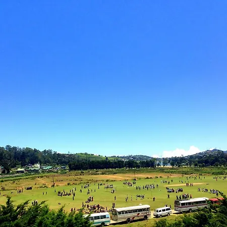 Colling Wood Hotel Nuwara Eliya