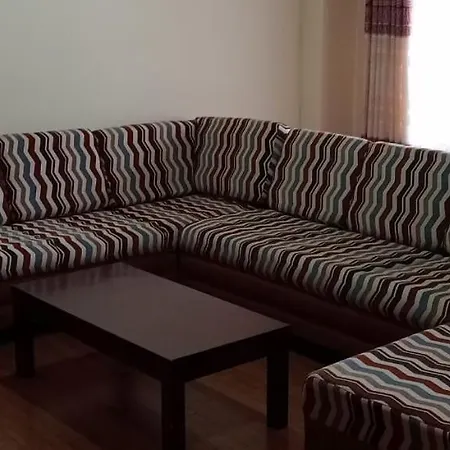 Thuvaraga Guest house