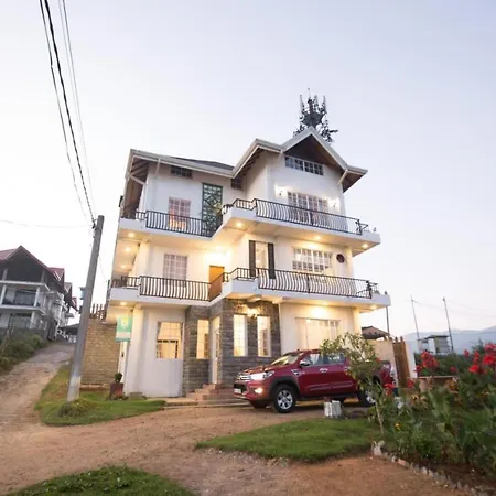 Homestay Grand Lake View *