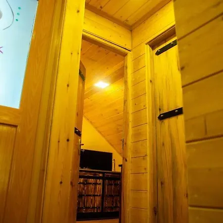Misty Wood Guest house *