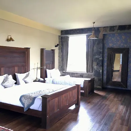 Windshire Hotel