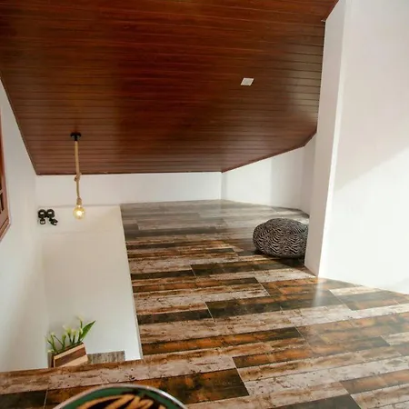 Misty Wood Guest house Nuwara Eliya