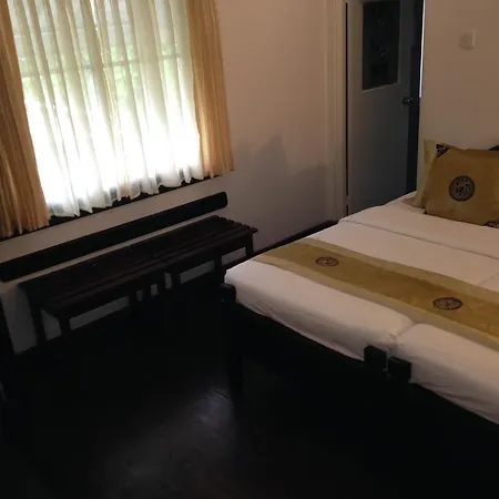 Guest house Misty Hills Boutique Cottage *