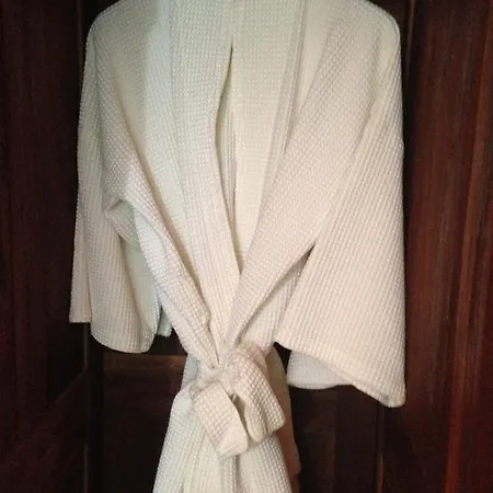 Misty Hills Boutique Cottage