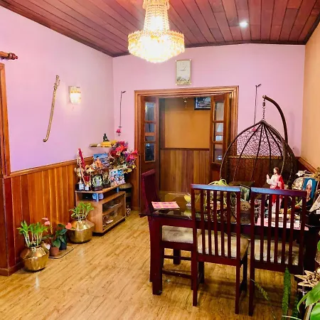 P.t.a Bungalow Nuwara Eliya