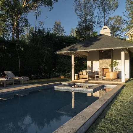 Stafford Bungalow - Exclusive Luxury Within A Private Tea Estate Villa Nuwara Eliya