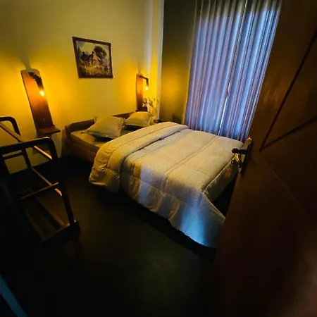 Rustique House Dbl Homestay Nuwara Eliya